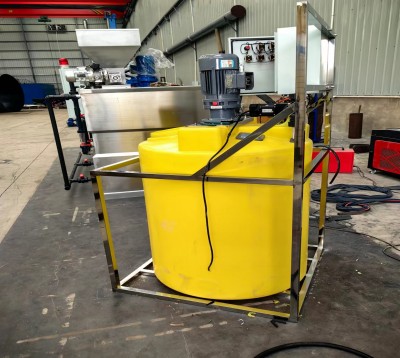 ˮ̎���Ԅ�(d��ng)��ˎ�b�ÏS(ch��ng)�Ҽӹ��F(xi��n)��(ch��ng)